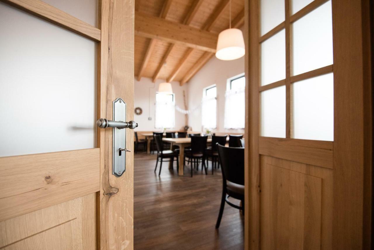 Hotel Kitz Ehemals Schlemmerhuette Langweid Экстерьер фото