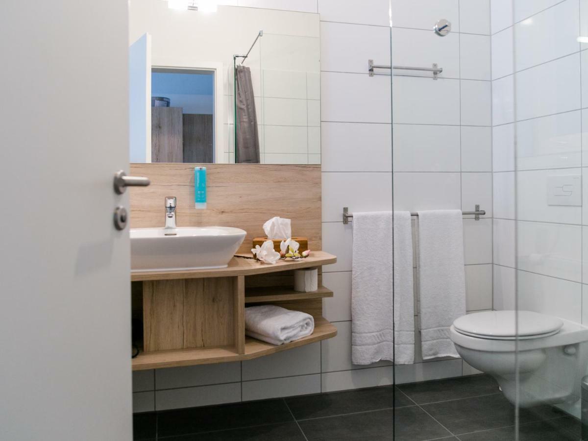 Hotel Kitz Ehemals Schlemmerhuette Langweid Экстерьер фото